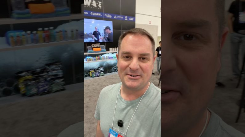 Setting up the booth at SEMA !!